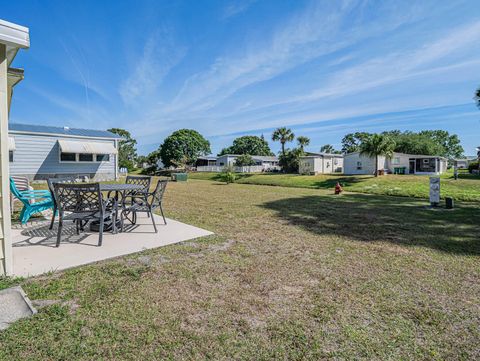 A home in Barefoot Bay