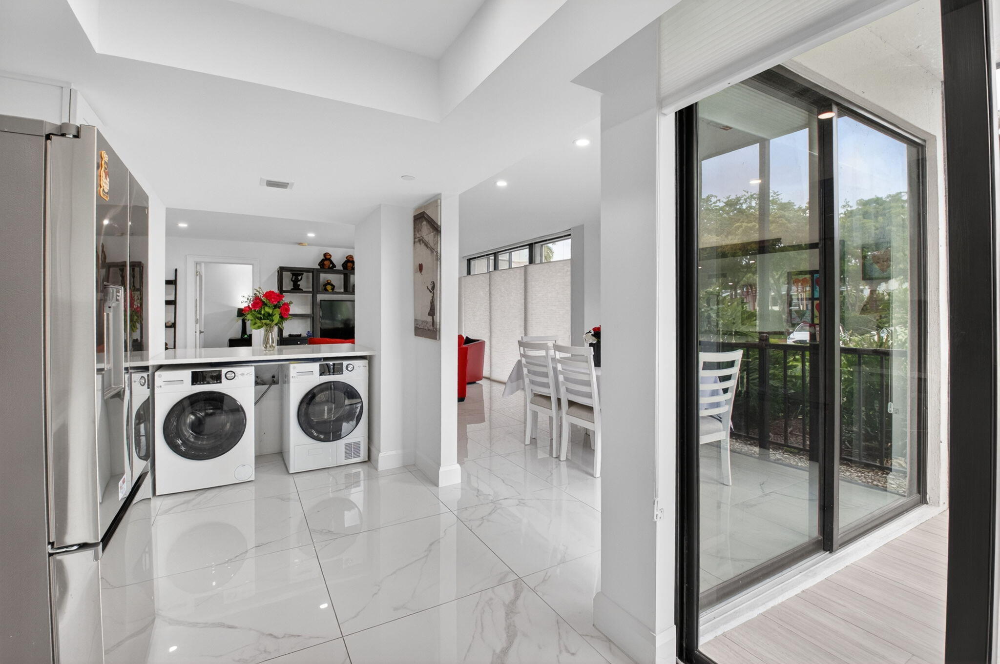 WILLOW WOOD MIDRISE CONDO - Residential