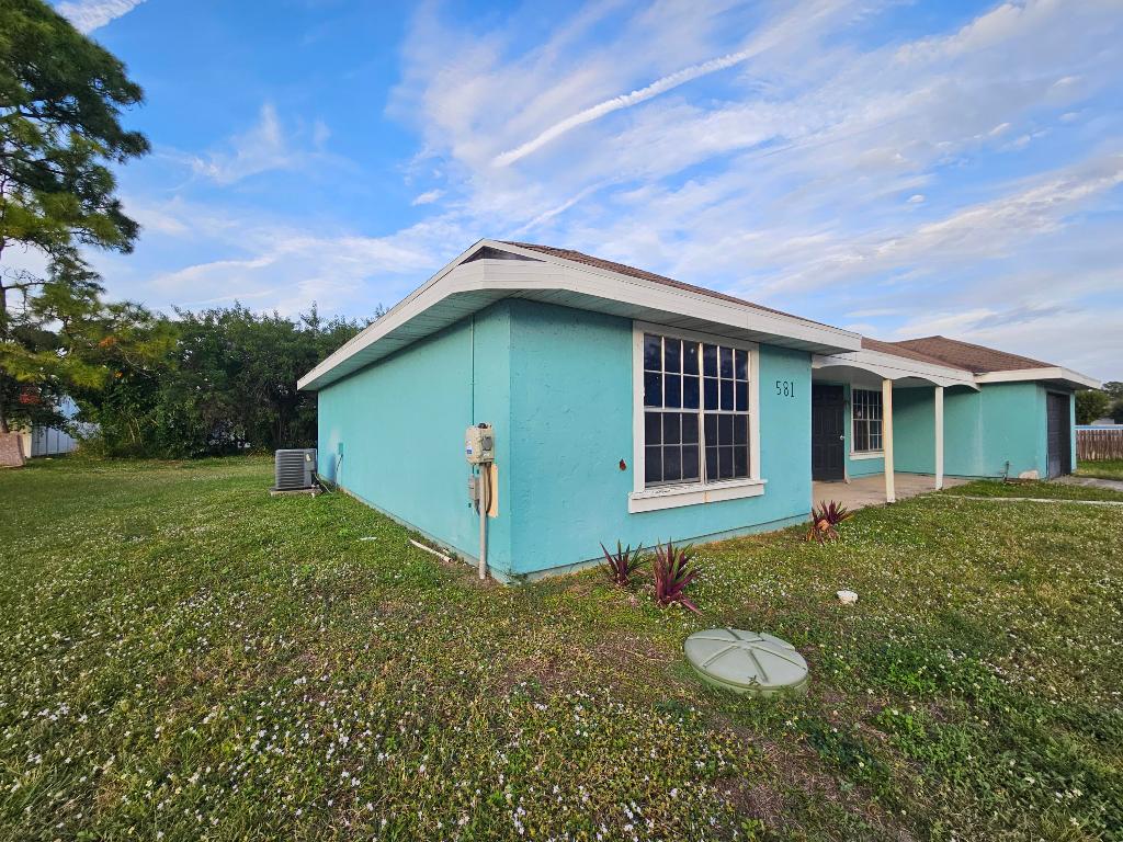 PORT ST LUCIE SECTION 18 - Residential