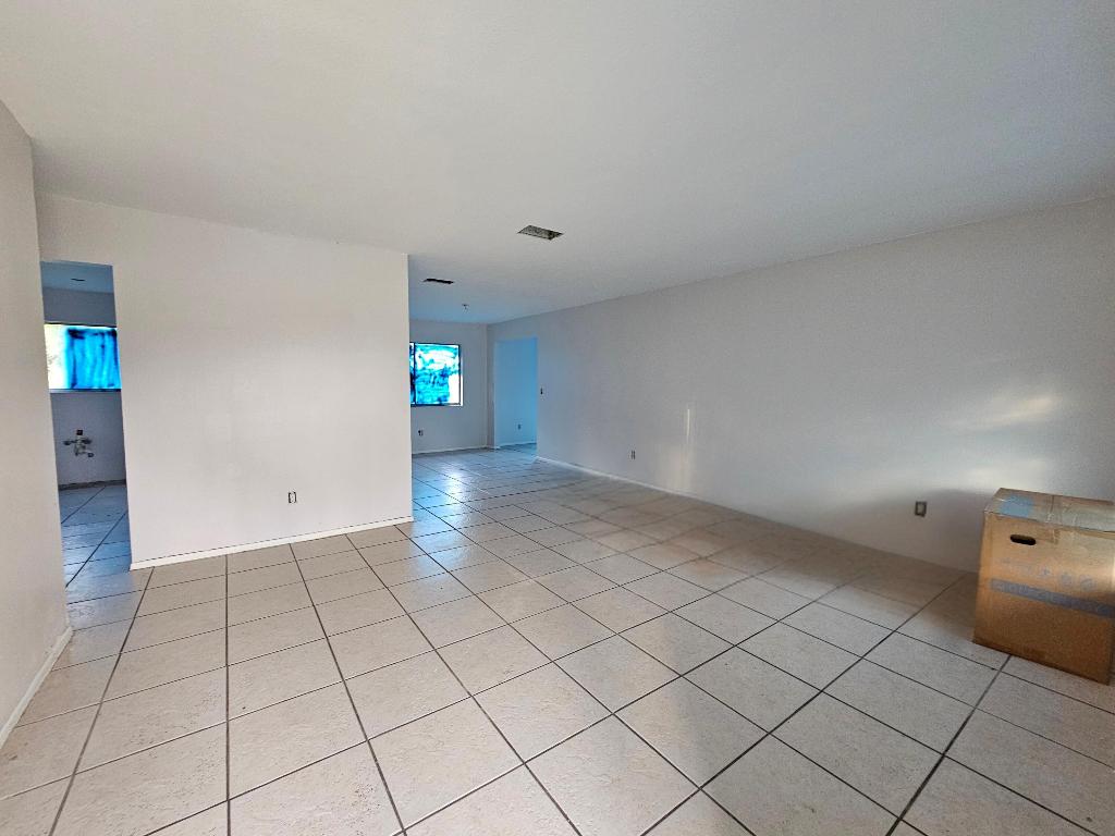 PORT ST LUCIE SECTION 18 - Residential