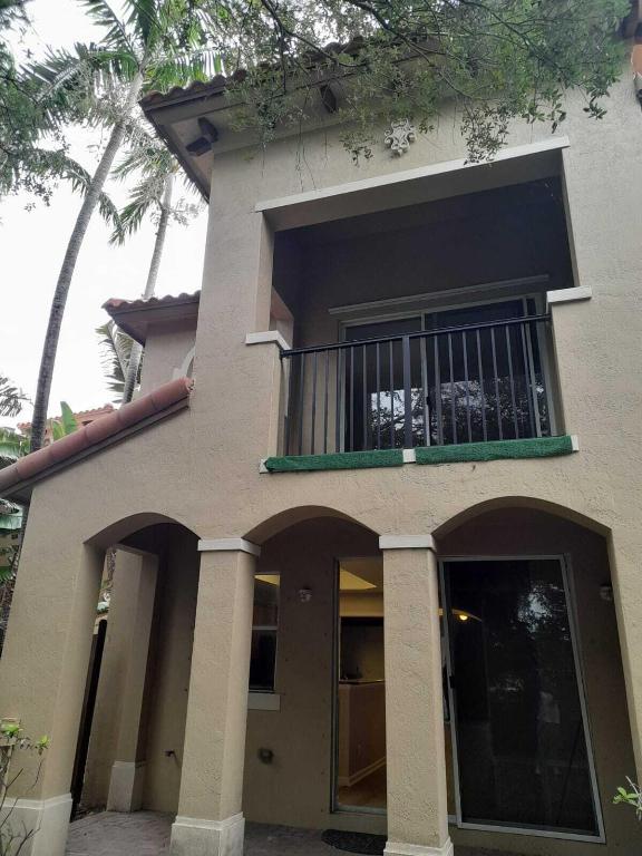 LINKS AT EMERALD DUNES CONDO - Residential