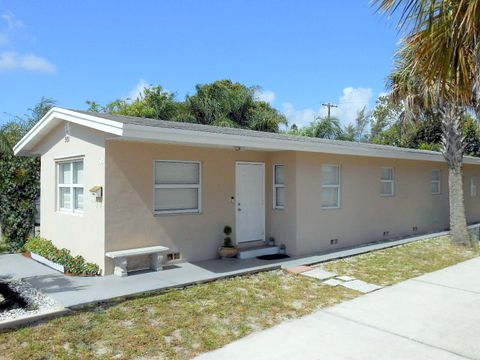 Property photo of 501 S E Street, Lake Worth Beach, FL 33460