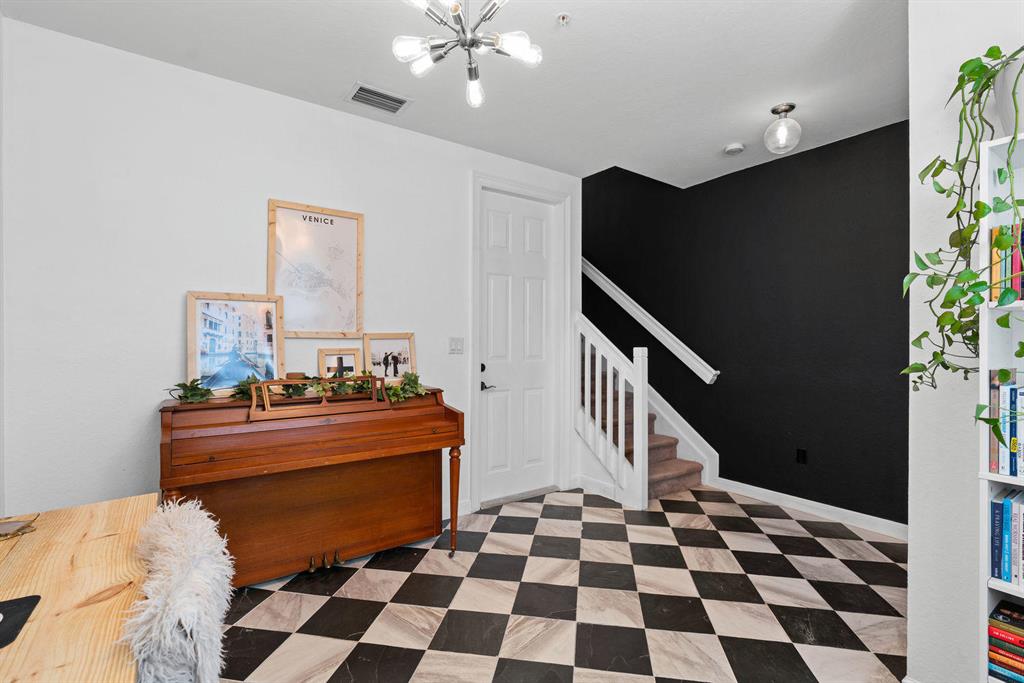 CITYSIDE CONDO - Residential