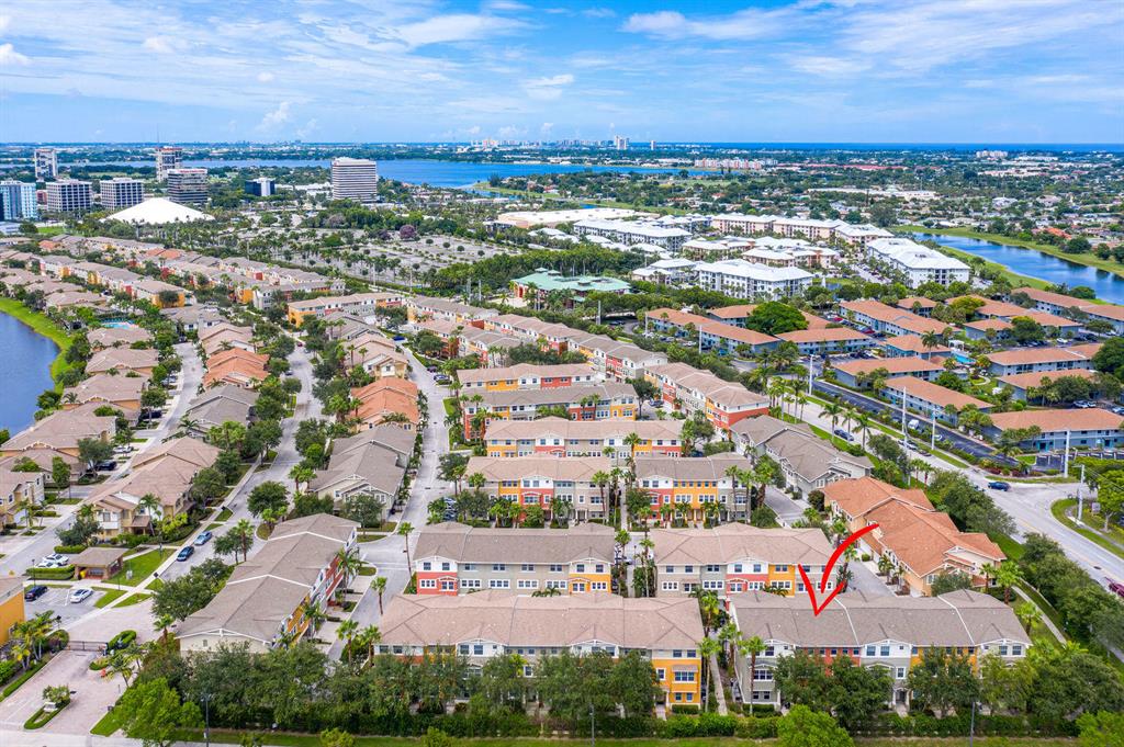 CITYSIDE CONDO - Residential