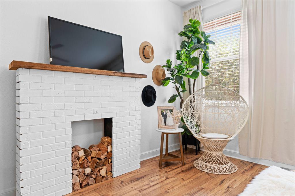 CITYSIDE CONDO - Residential