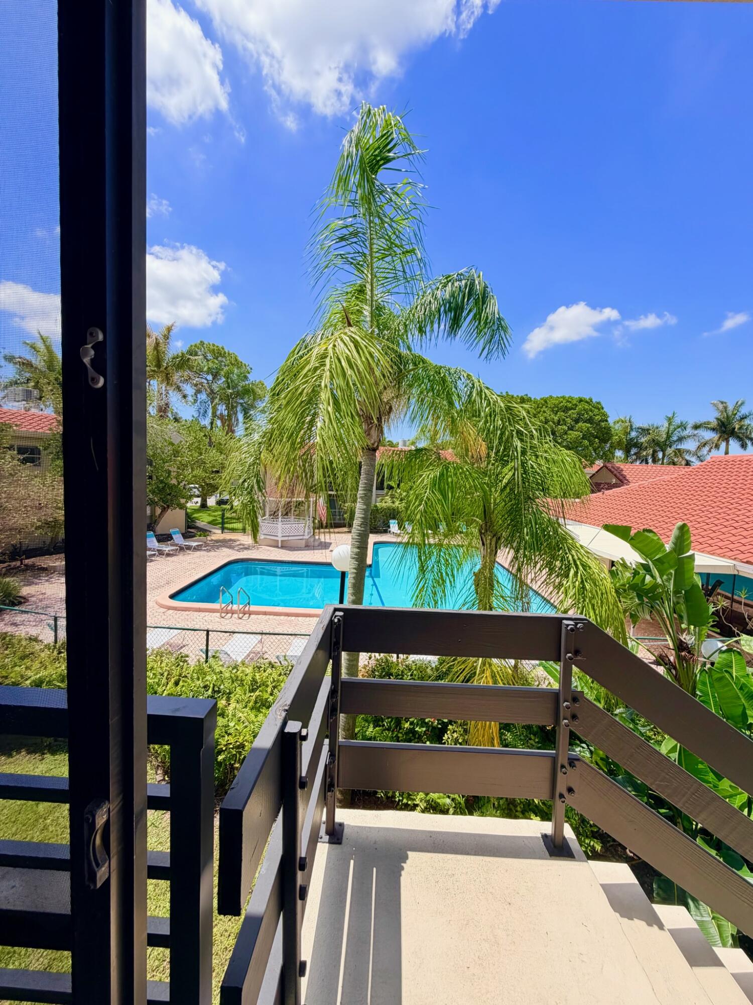 EMBARCADERO CONDO - Residential