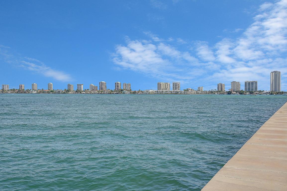 Wilshire North - Dolphin Point - Residential