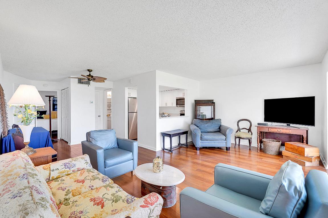 Wilshire North - Dolphin Point - Residential