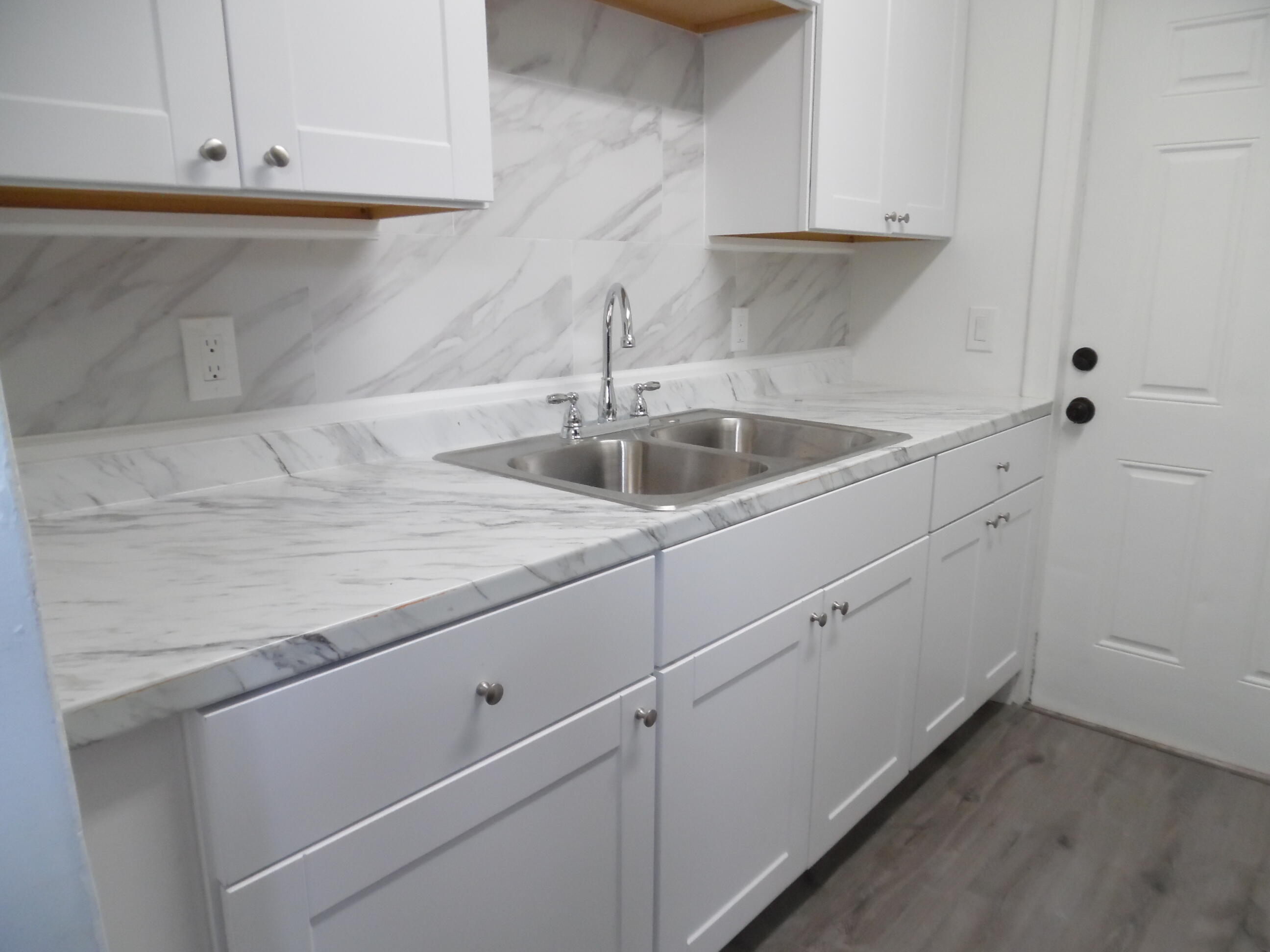 HERNDEN PARK - Residential Income