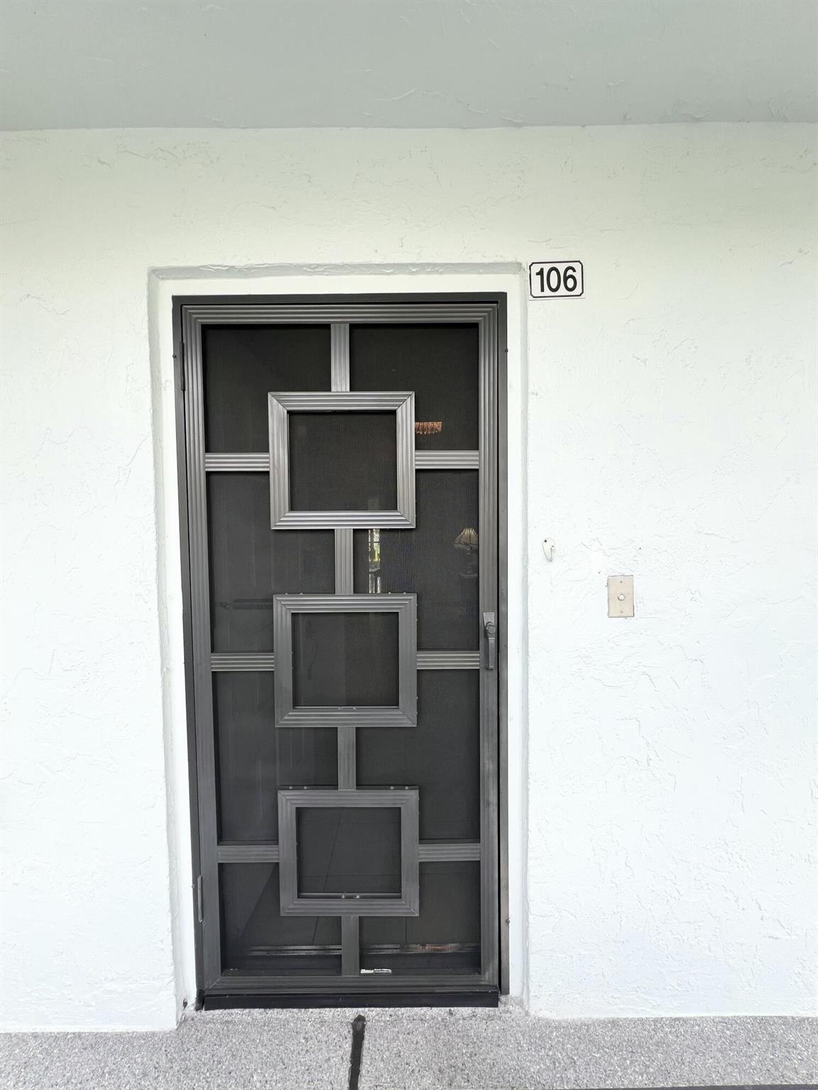 6698 10th Ave N Avenue N 106