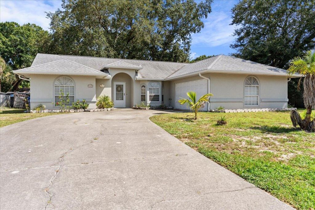 Photo of 490 Caravan Ter, Sebastian, FL 32958 (MLS # R11112083)