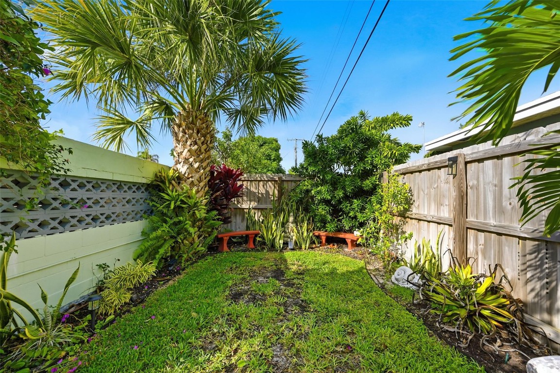 PALM BEACH RIDGE - Residential