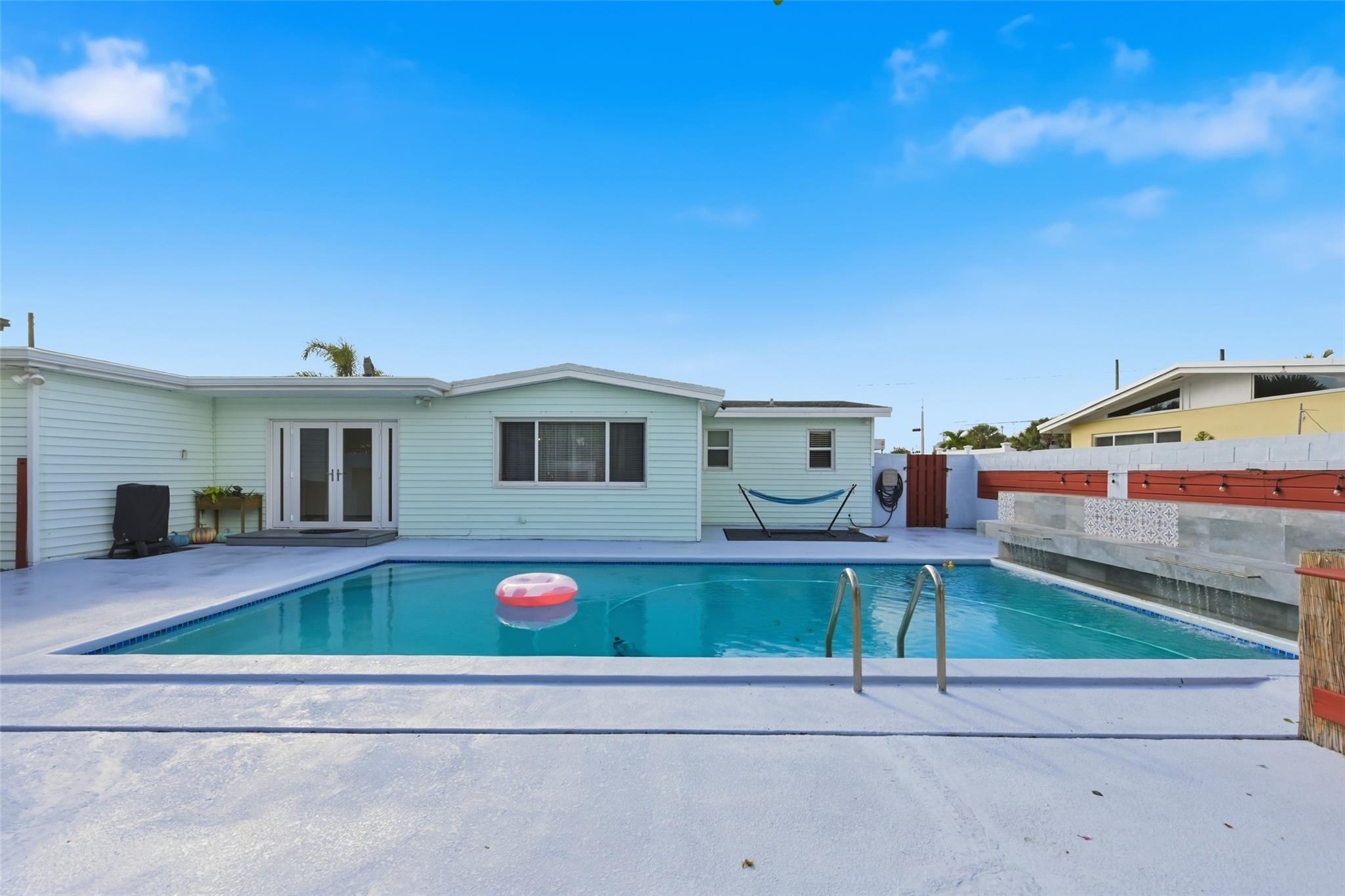 PALM BEACH RIDGE - Residential