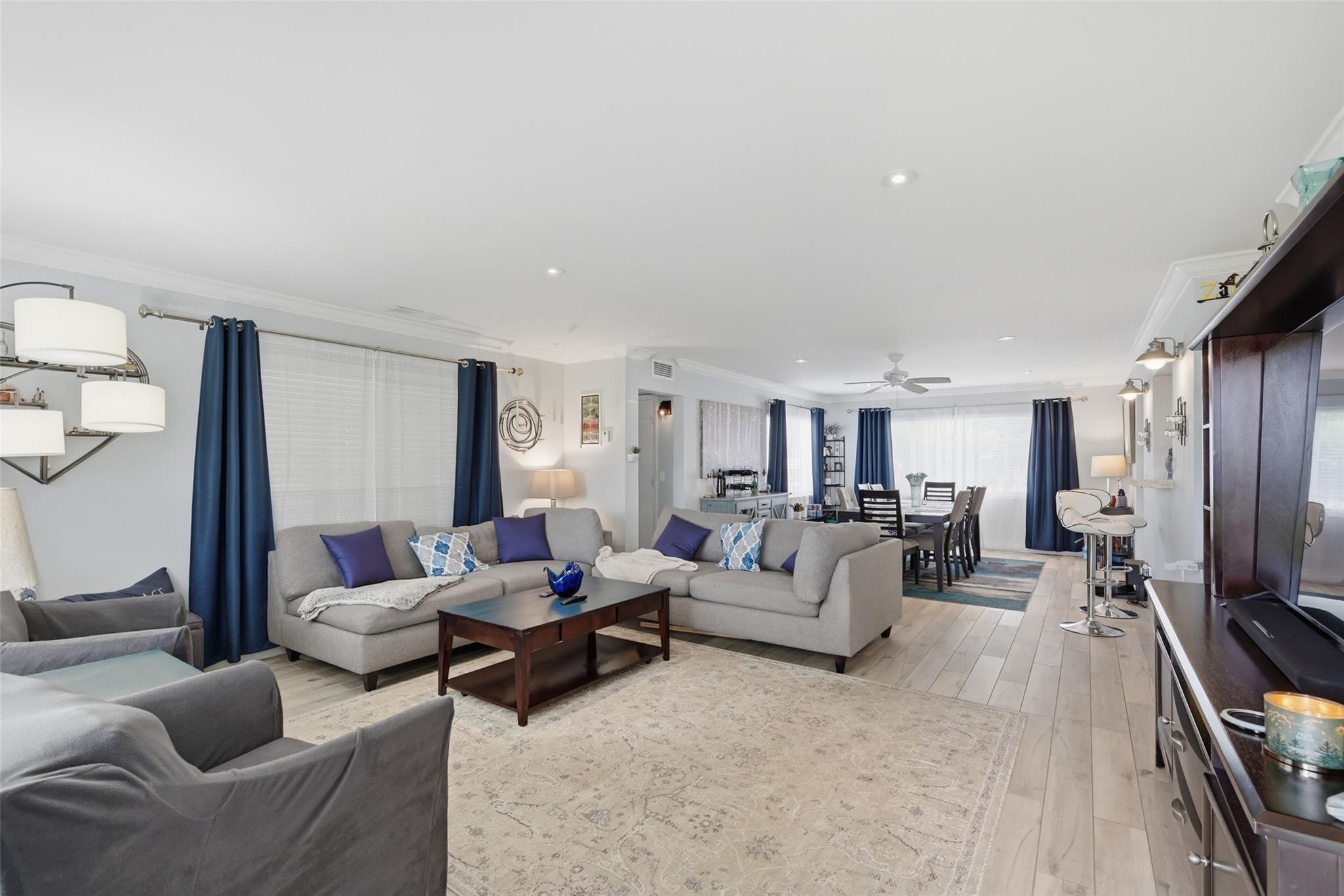 PALM BEACH RIDGE - Residential