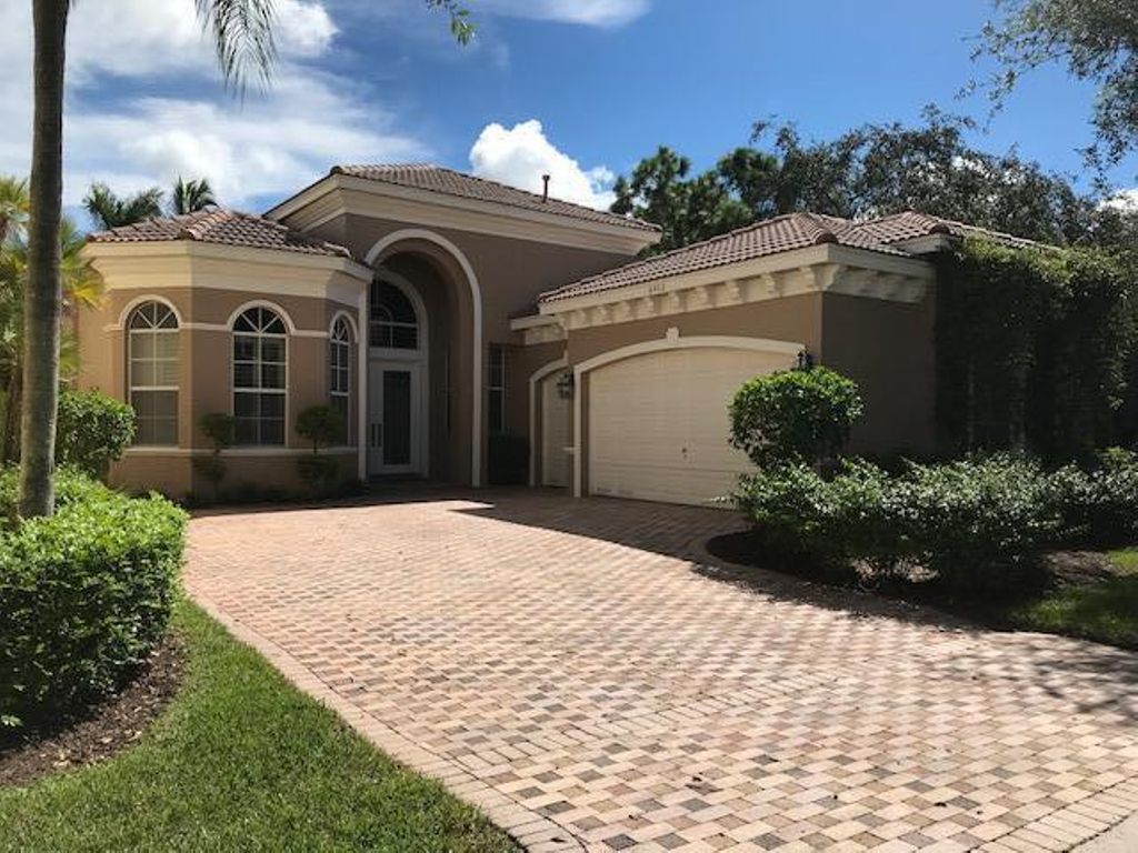 Photo of 6402 Via Venetia N, Delray Beach, FL 33484 (MLS # R10789119)