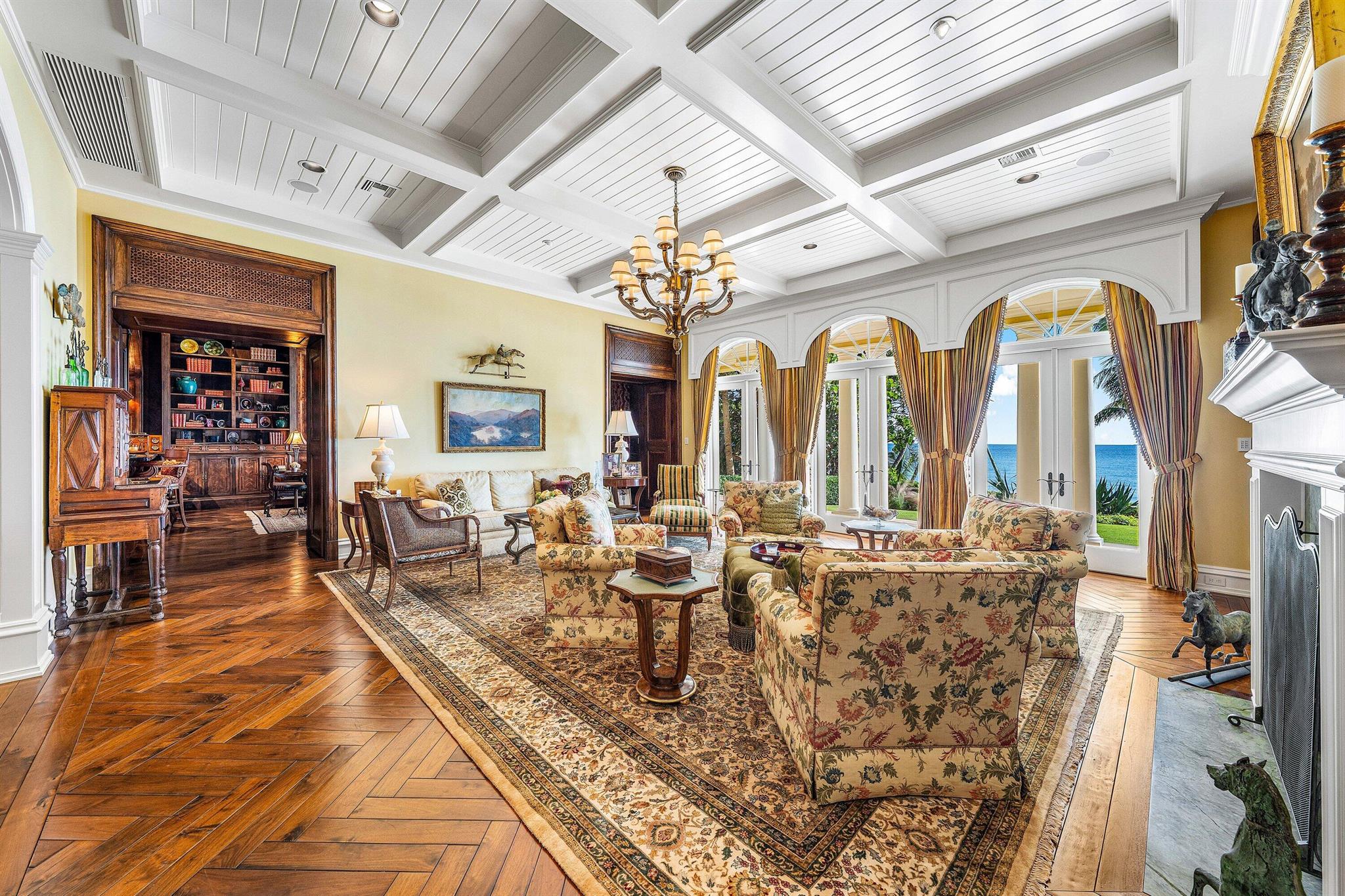 HILLSBORO BEACH - Residential