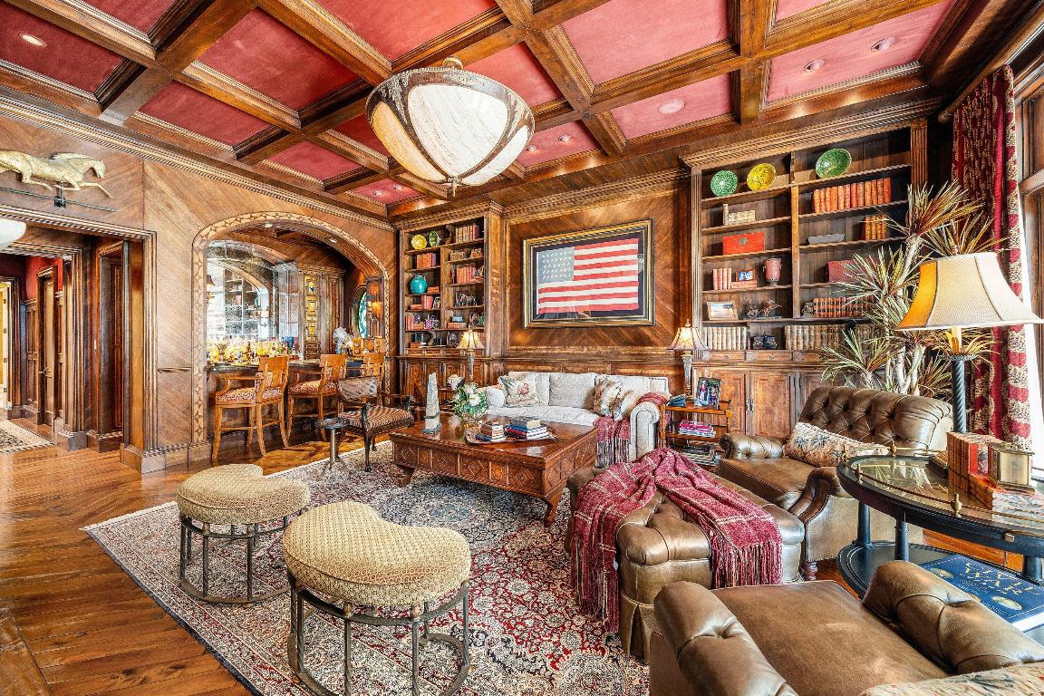 HILLSBORO BEACH - Residential