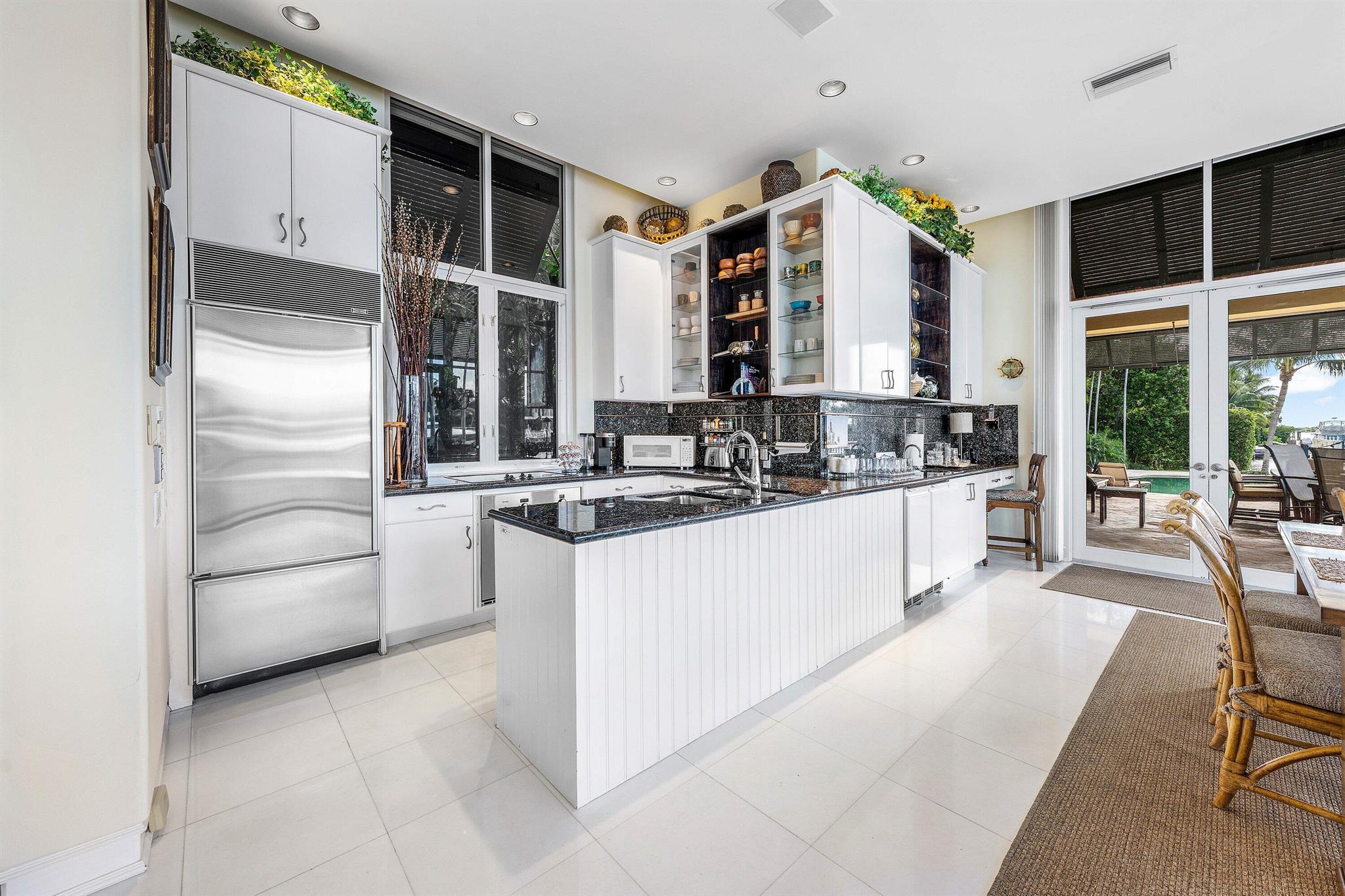 HILLSBORO BEACH - Residential