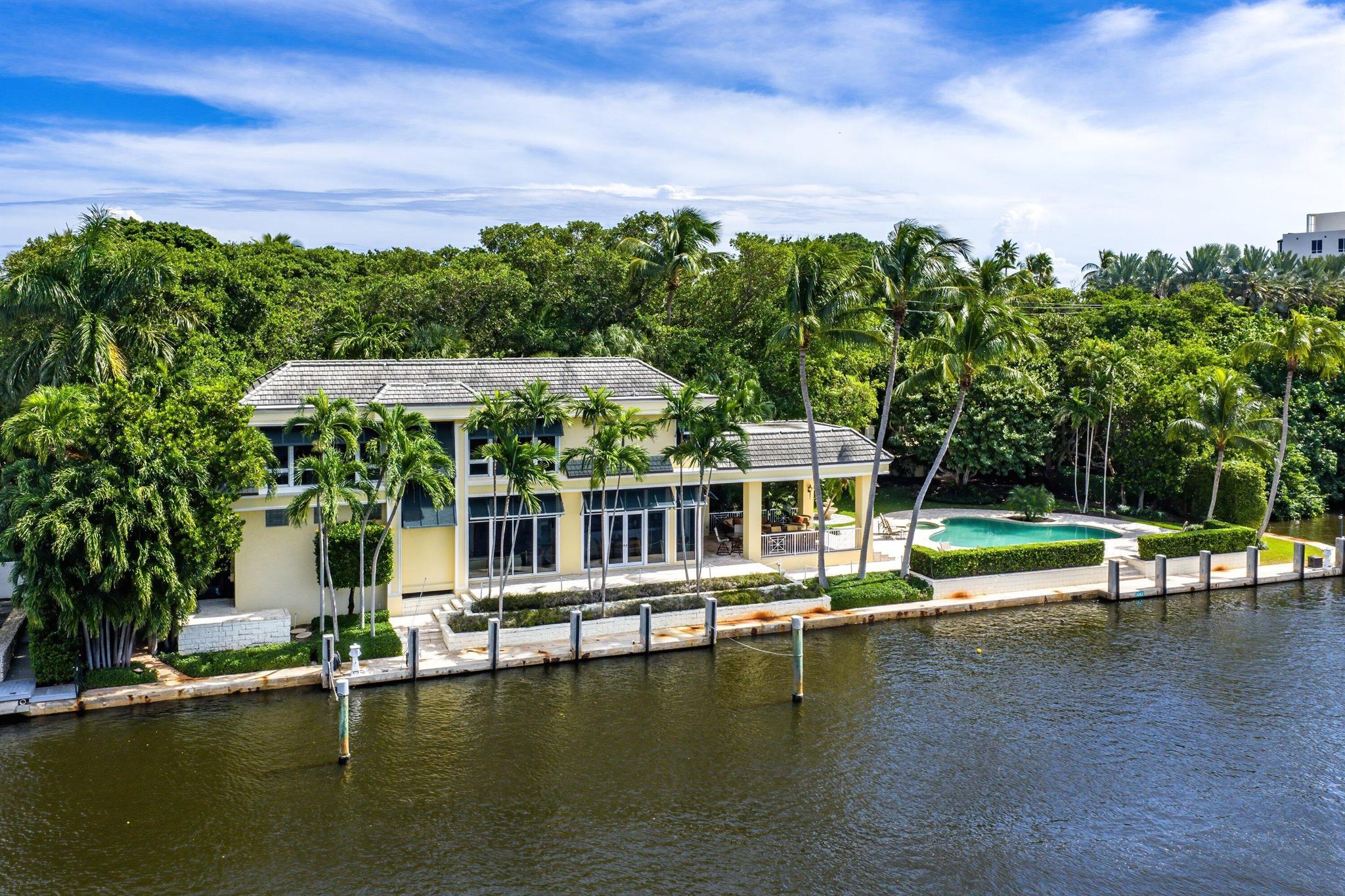 HILLSBORO BEACH - Residential