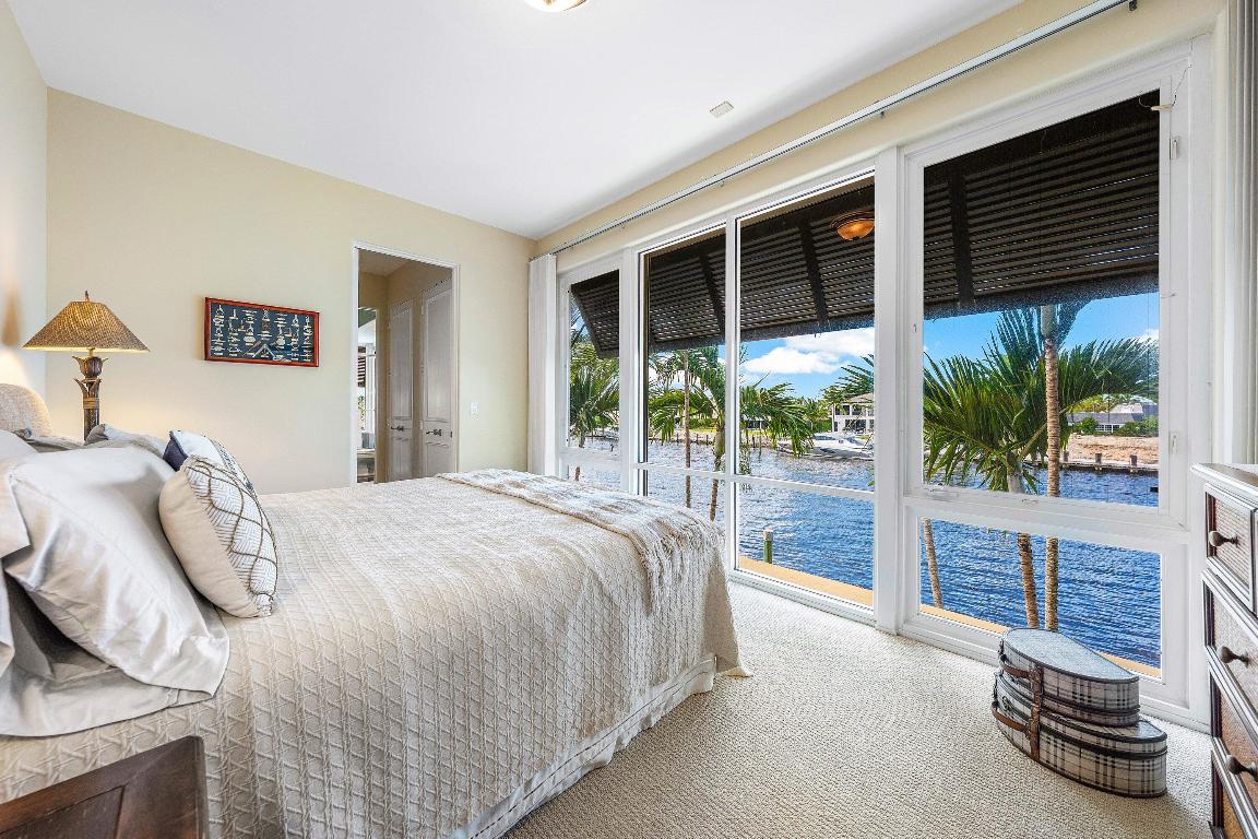 HILLSBORO BEACH - Residential