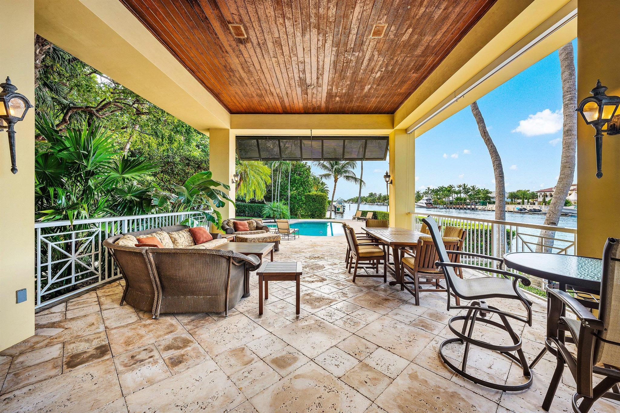 HILLSBORO BEACH - Residential