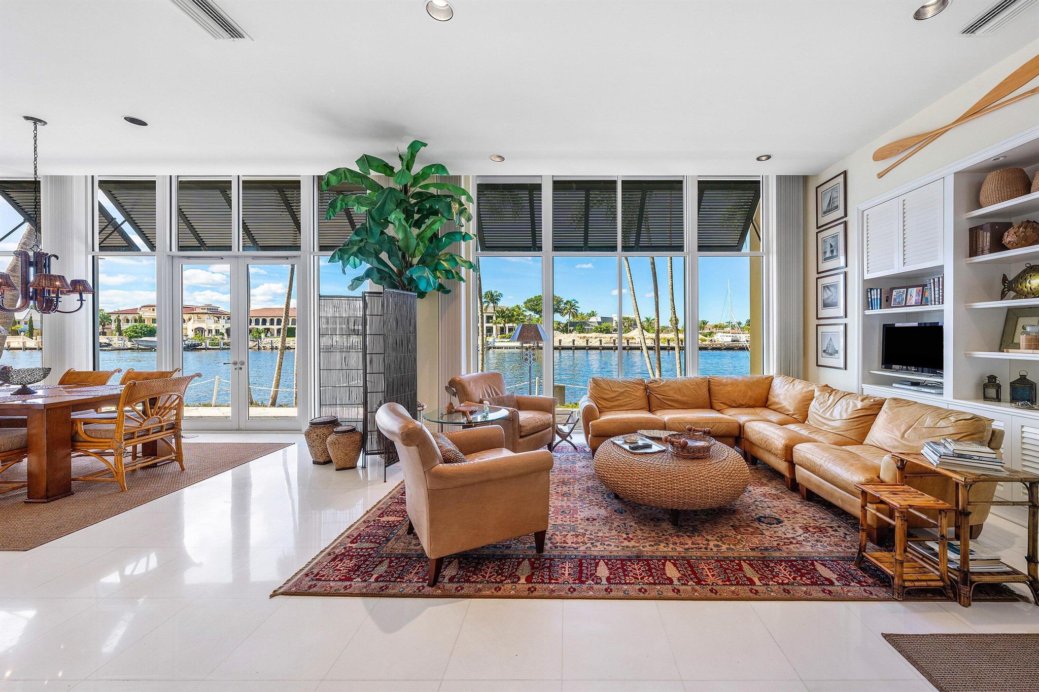 HILLSBORO BEACH - Residential