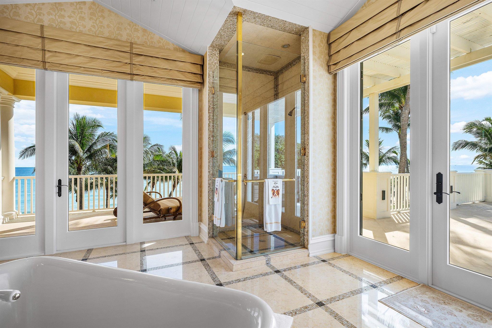 HILLSBORO BEACH - Residential