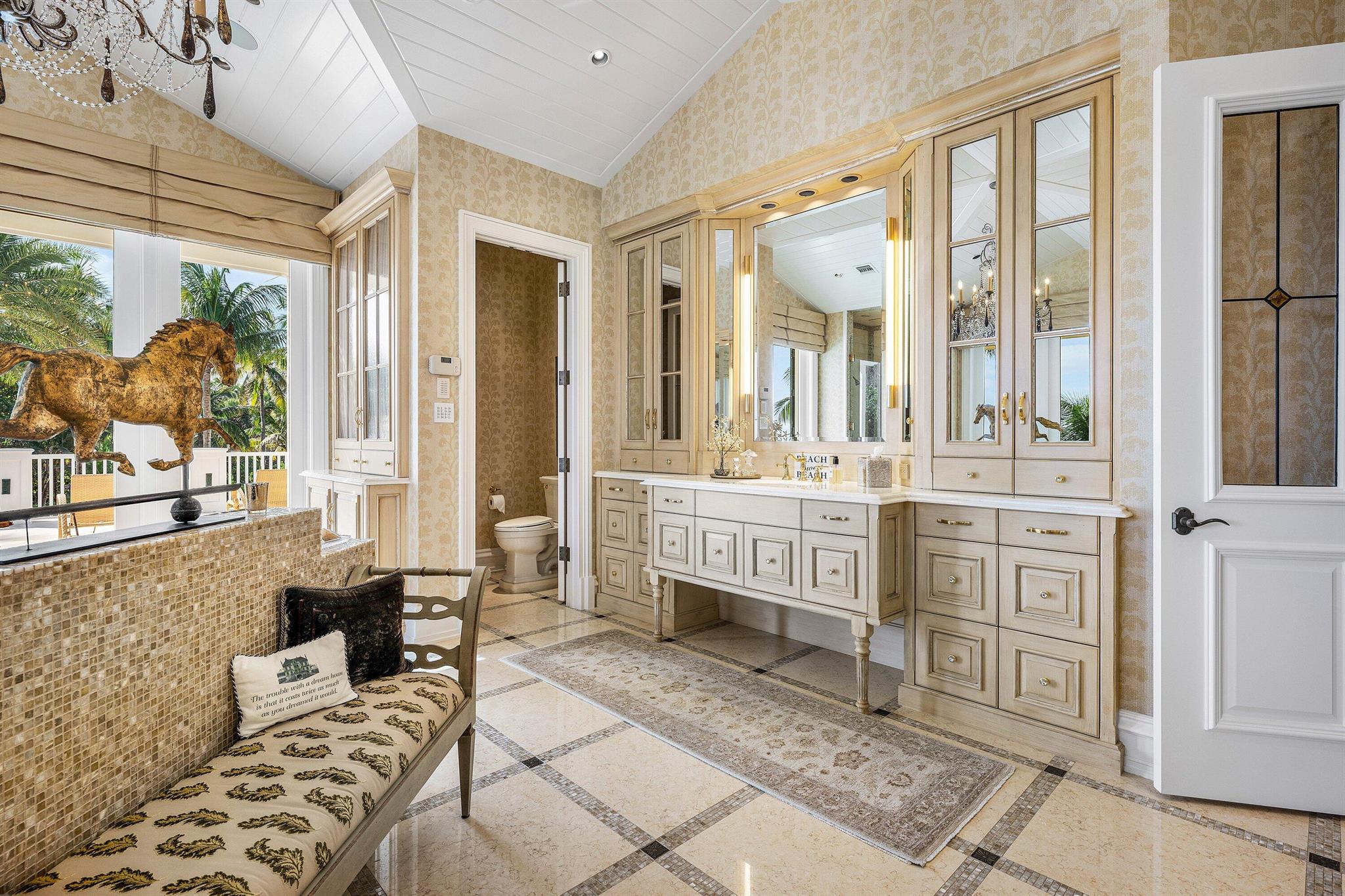 HILLSBORO BEACH - Residential