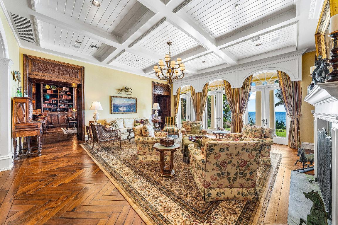 HILLSBORO BEACH - Residential