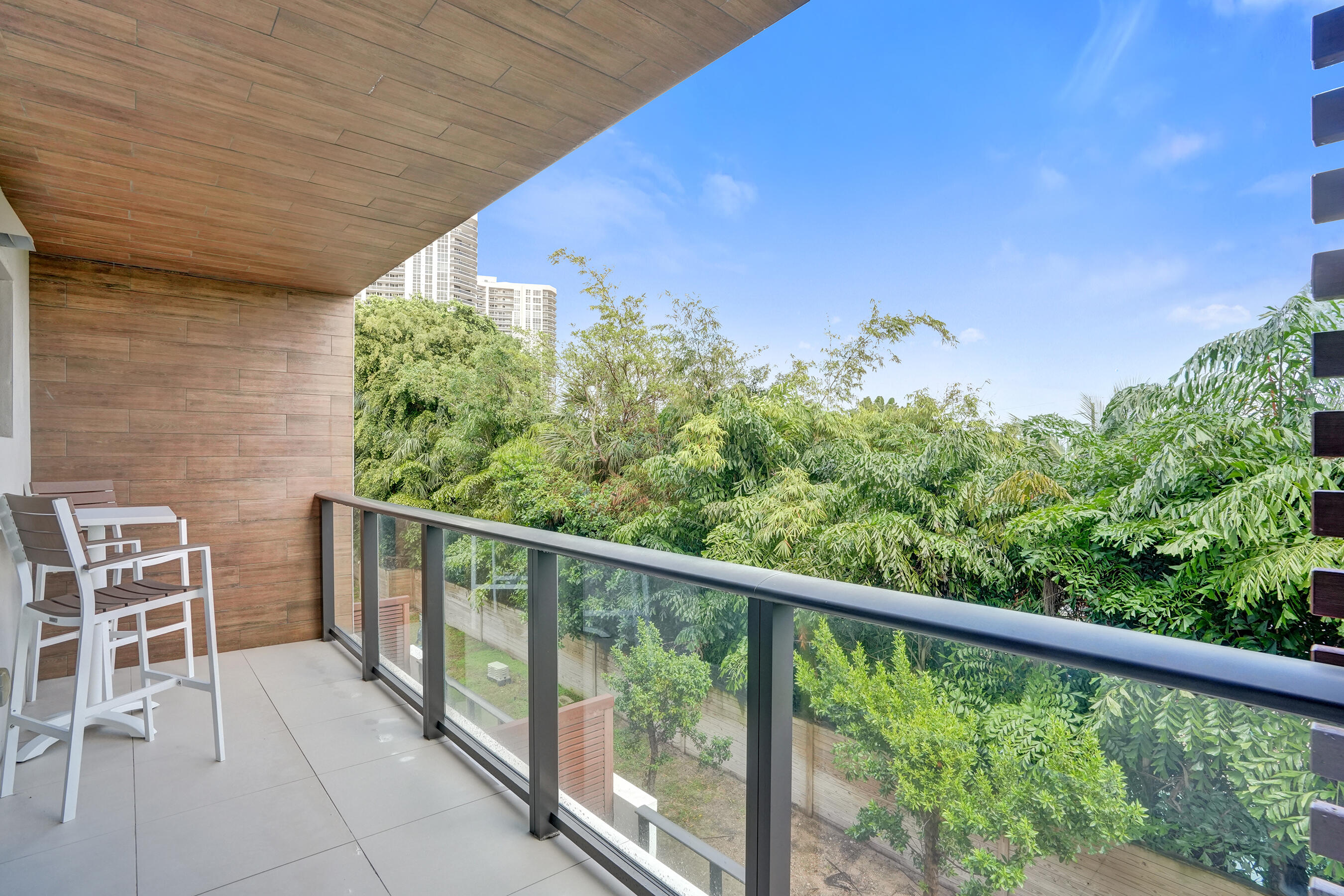 30 THIRTY NORTH OCEAN CONDO - Residential Lease