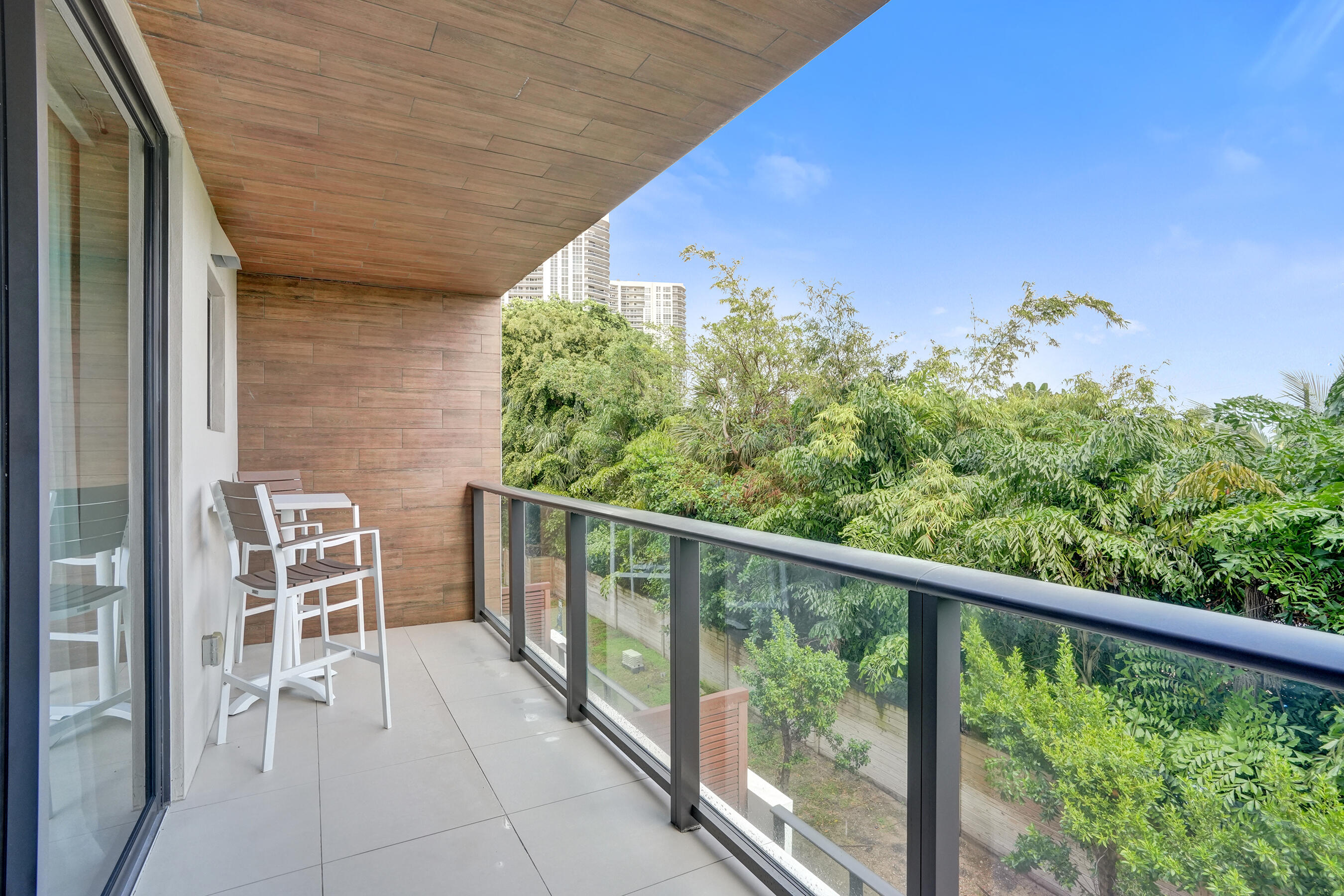 30 THIRTY NORTH OCEAN CONDO - Residential Lease