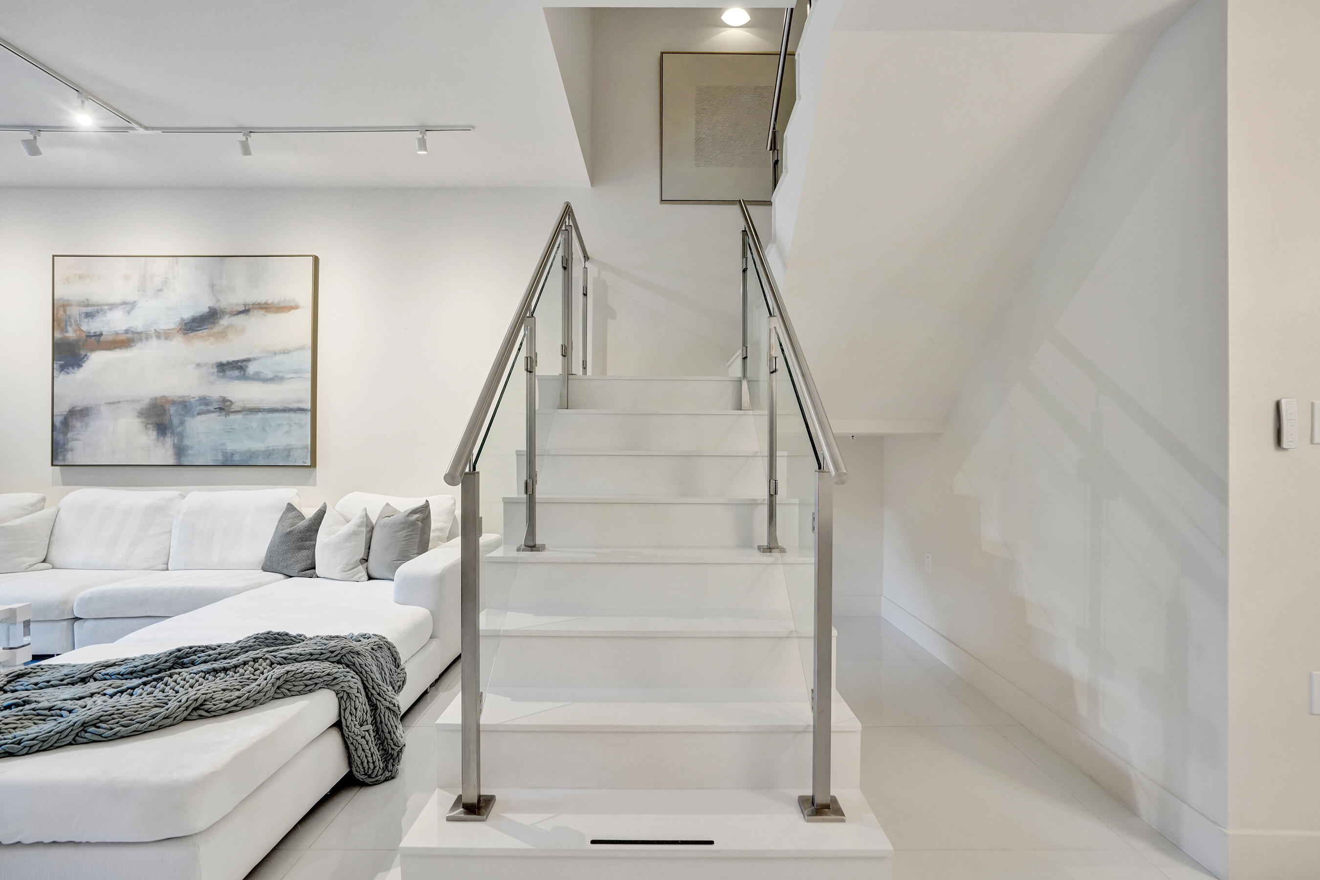 30 THIRTY NORTH OCEAN CONDO - Residential Lease