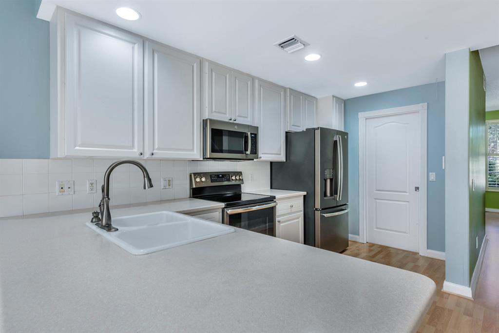 CAMBRIDGE AT ABACOA - Residential