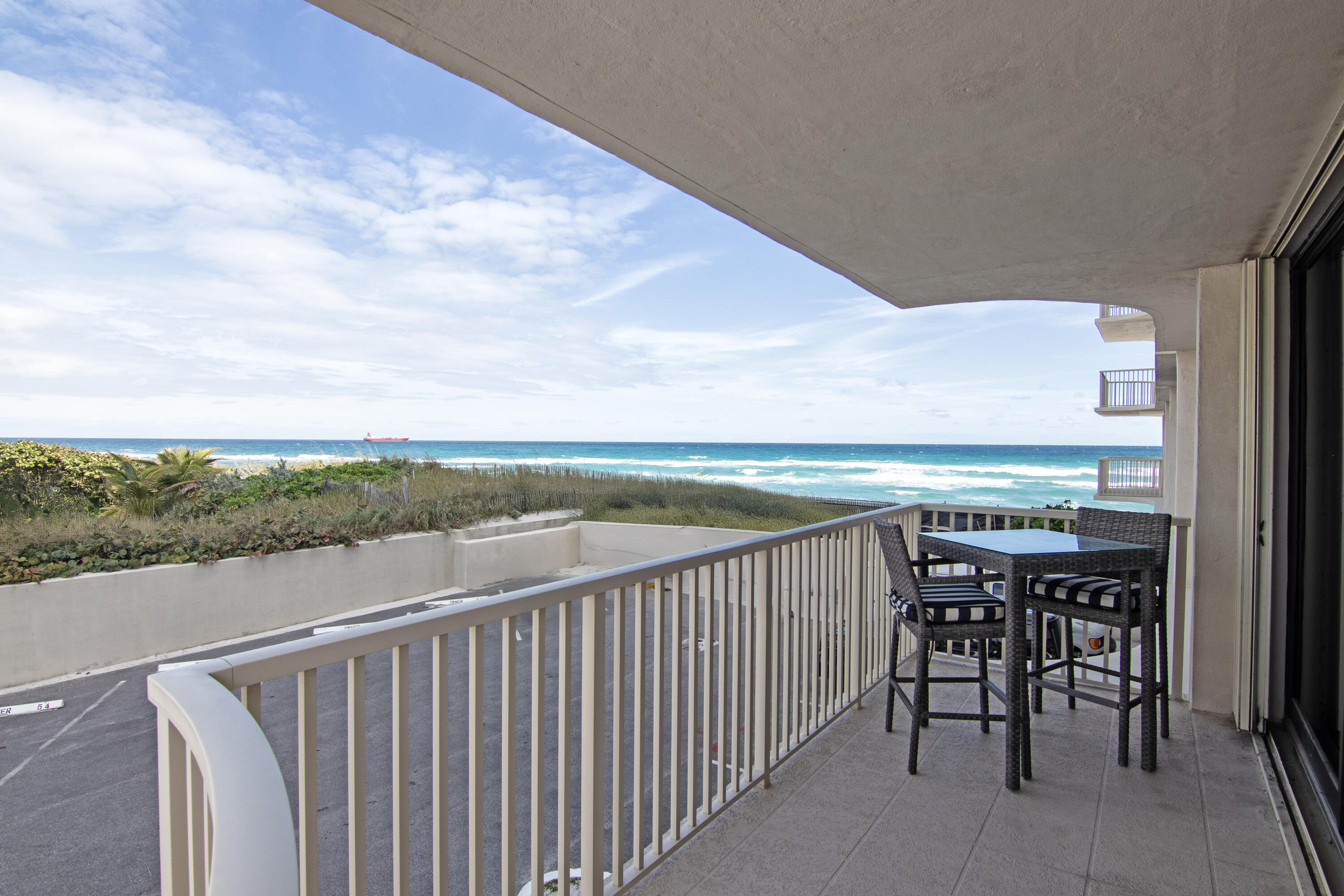 DUNES TOWERS CONDO - Residential Lease