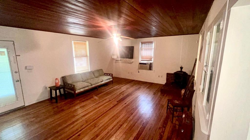Photo of 4911 Elm Avenue, Fort Pierce, FL 34982 (MLS # R10949619)