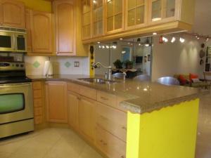 SANDALFOOT SOUTH ONE COND - Residential