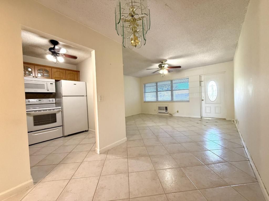 Photo of 262 Sheffield K, West Palm Beach, FL 33417 (MLS # R11153077)