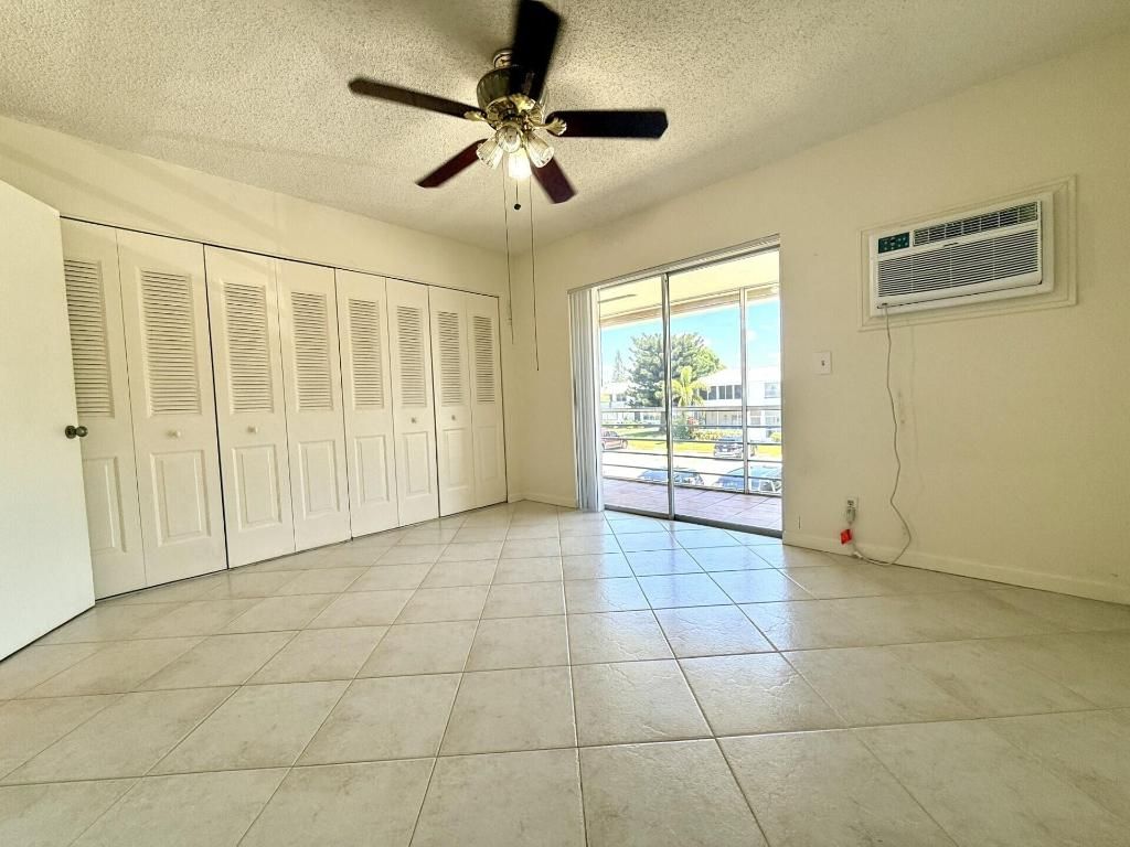 Photo of 262 Sheffield K, West Palm Beach, FL 33417 (MLS # R11153077)