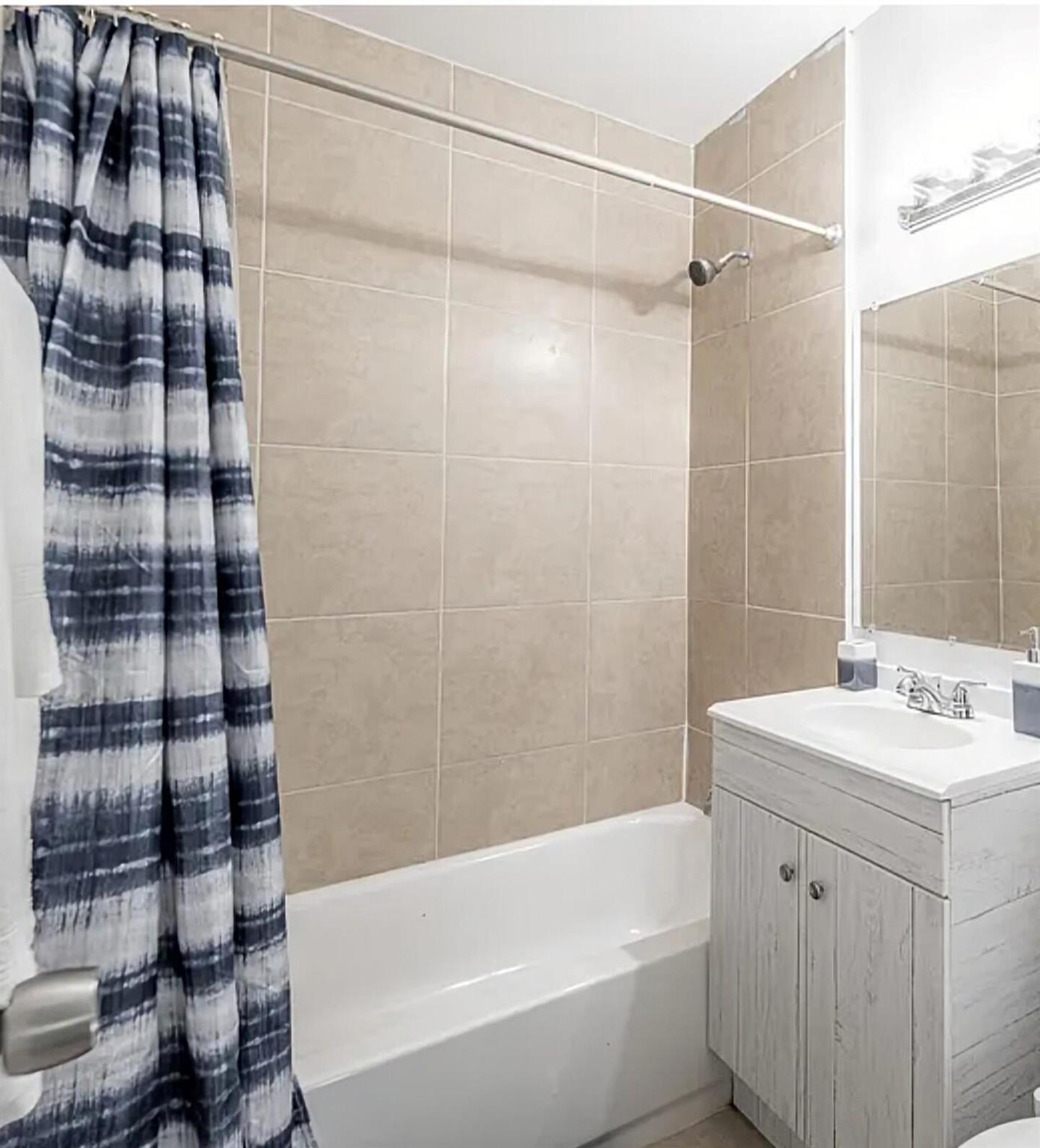 BREEZYWAY MANOR ADD - Residential Lease