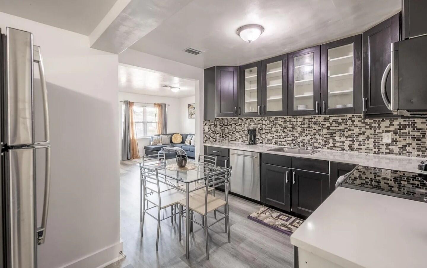 BREEZYWAY MANOR ADD - Residential Lease