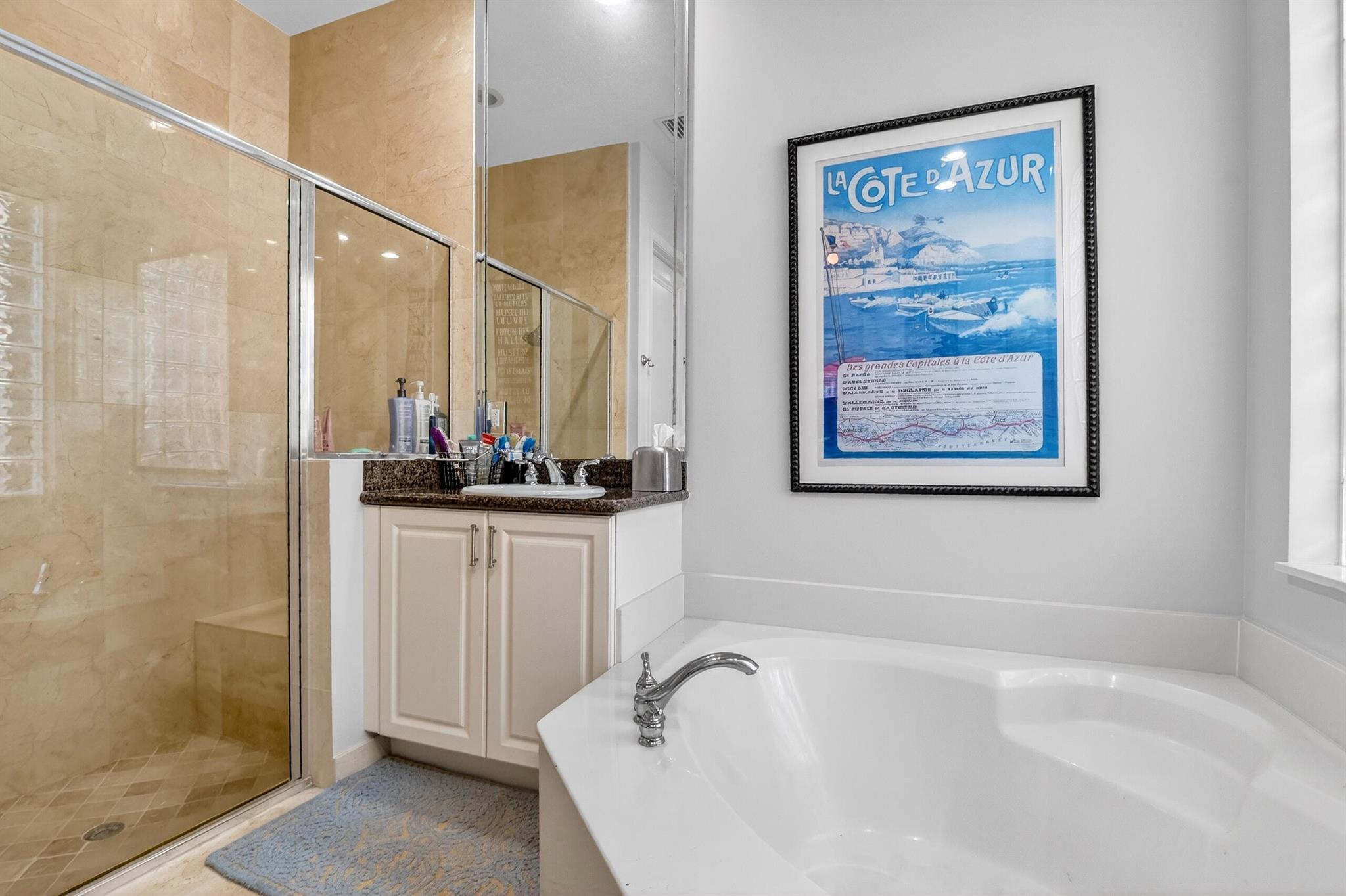 VALENCIA PALMS - Residential