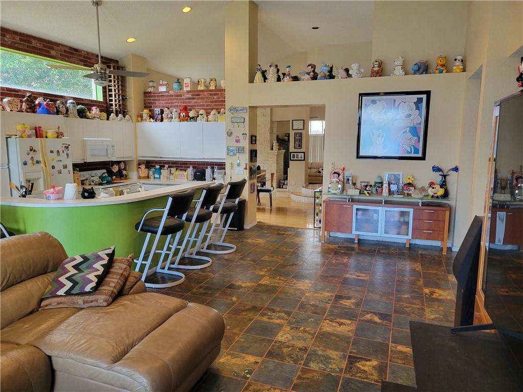 Embassy Lakes Ph II 141-4 - Residential