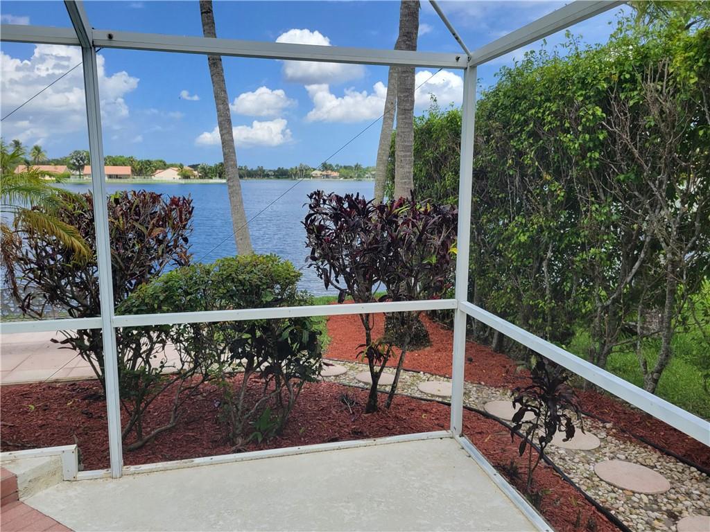 Embassy Lakes Ph II 141-4 - Residential