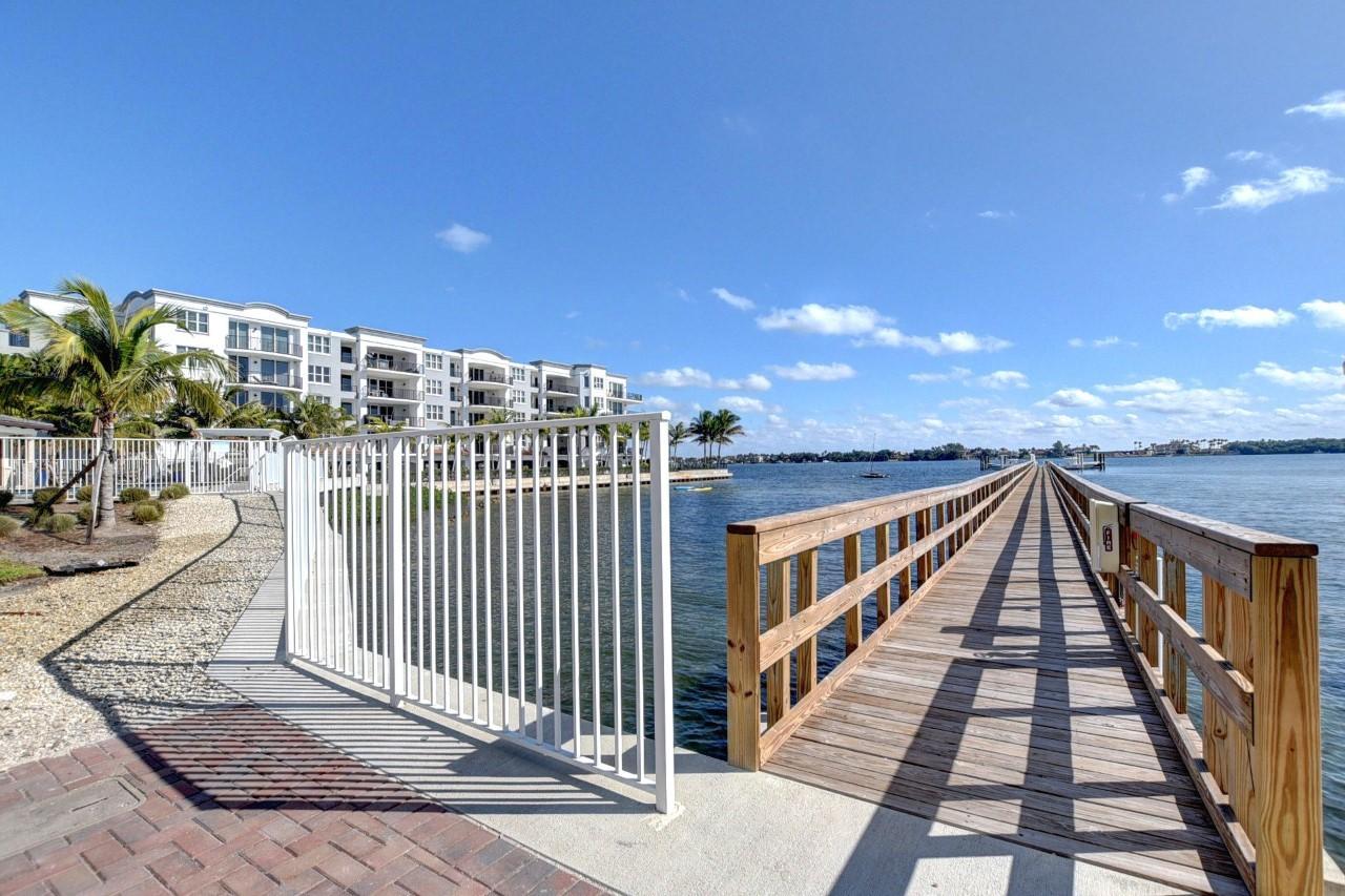 CASA DEL MAR - Residential Lease