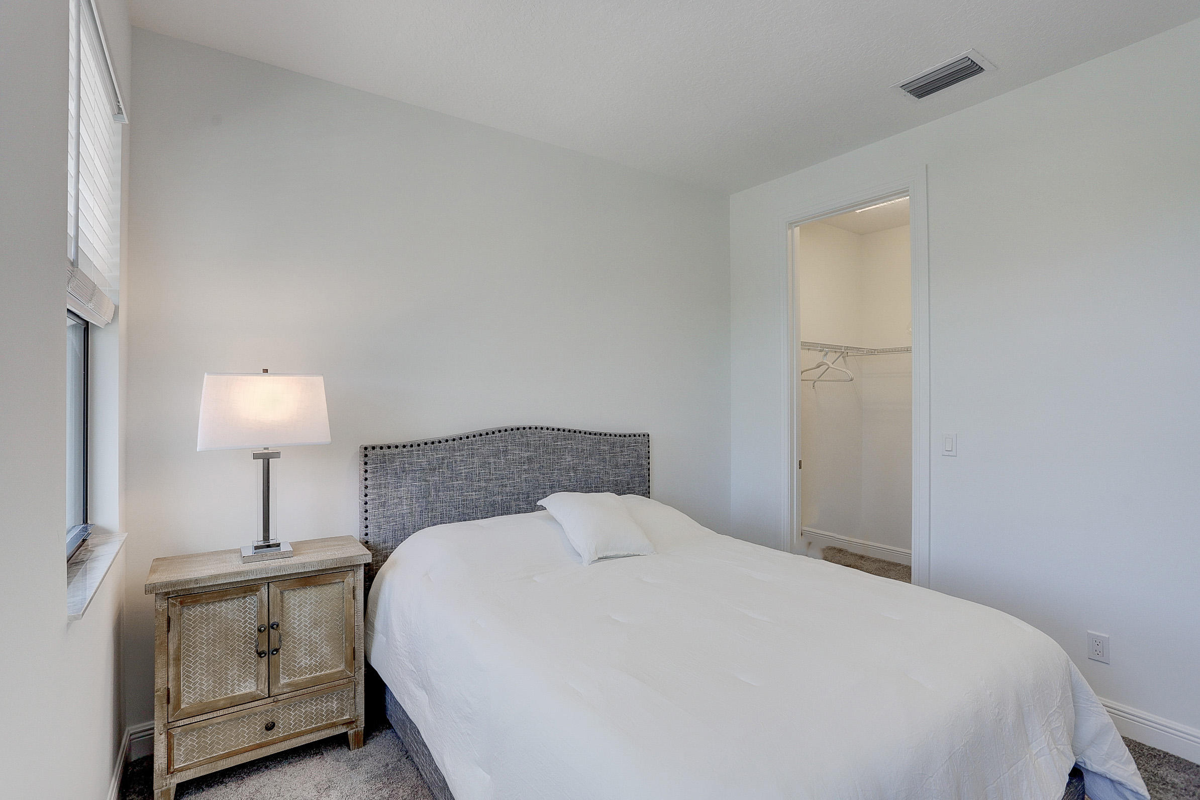 CASA DEL MAR - Residential Lease