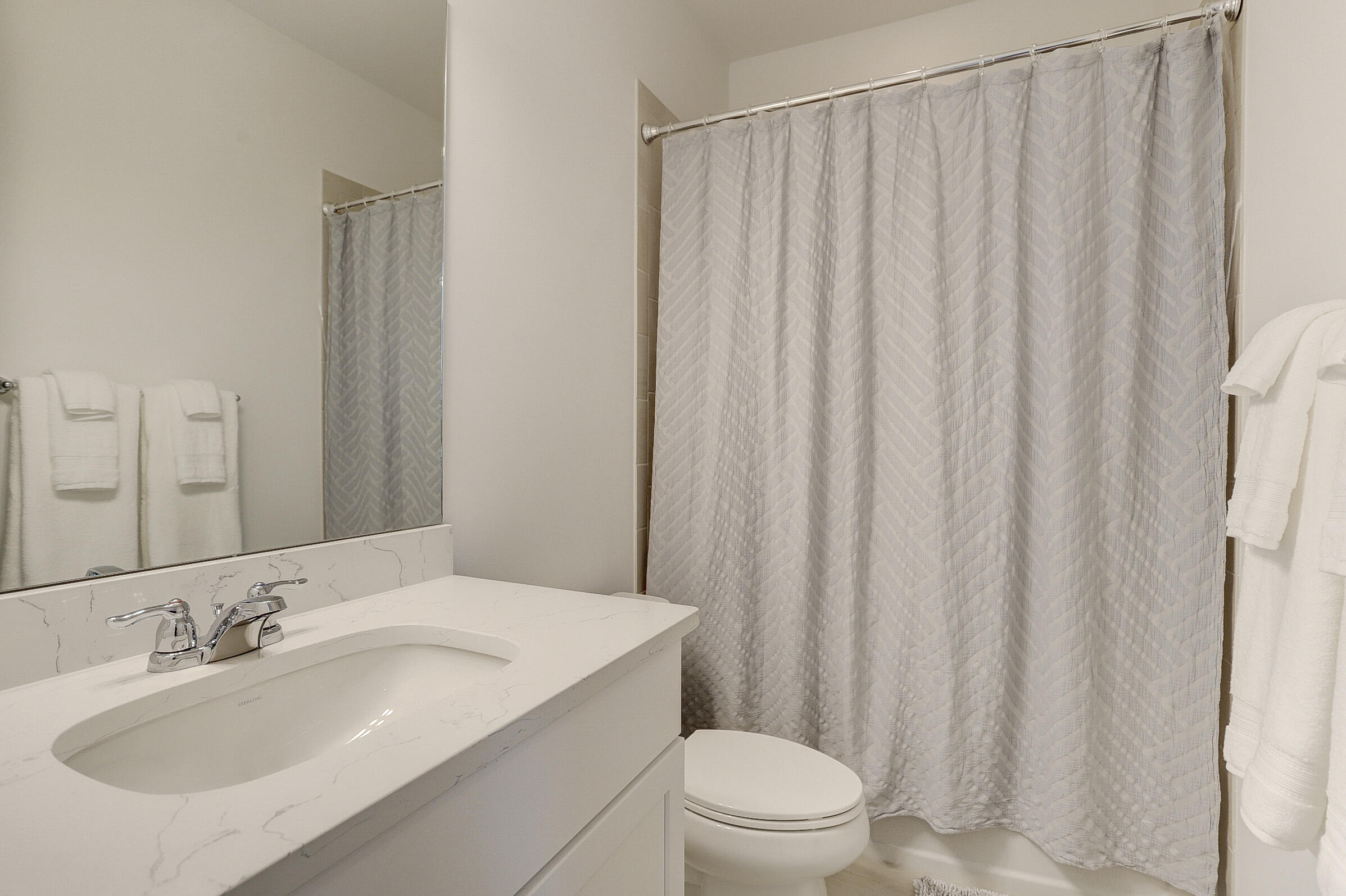 CASA DEL MAR - Residential Lease