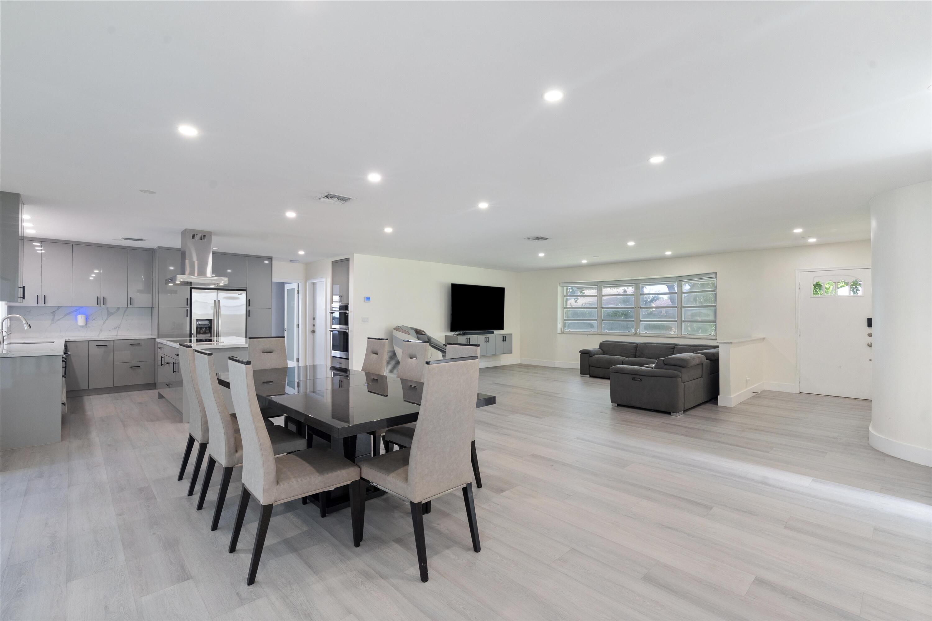 ELDORADO ESTATES IN PLANTATION - Residential