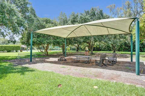 Tiny photo for 7521 SW 1st Street, Plantation, FL 33317 (MLS # B26021335)