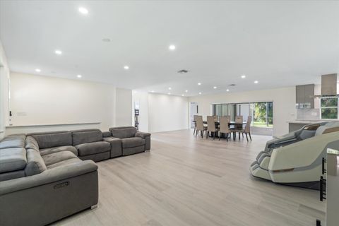 Tiny photo for 7521 SW 1st Street, Plantation, FL 33317 (MLS # B26021335)