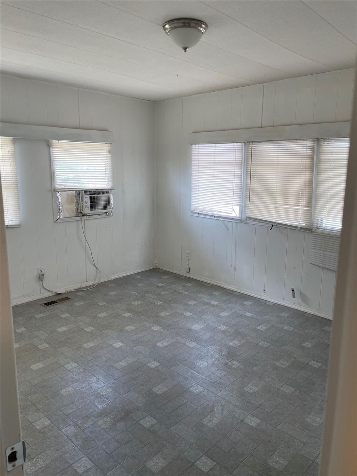 Park City Sec Two-A 61-22 - Residential